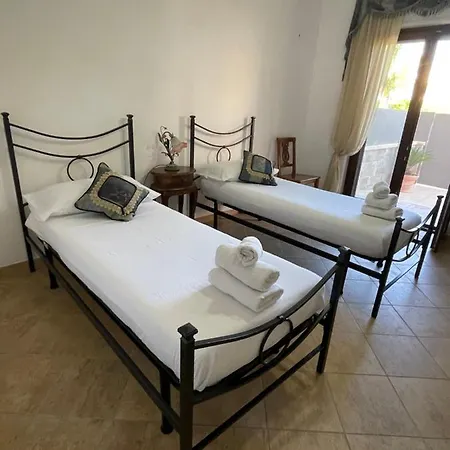 Ancora Del Salento * ليتشي