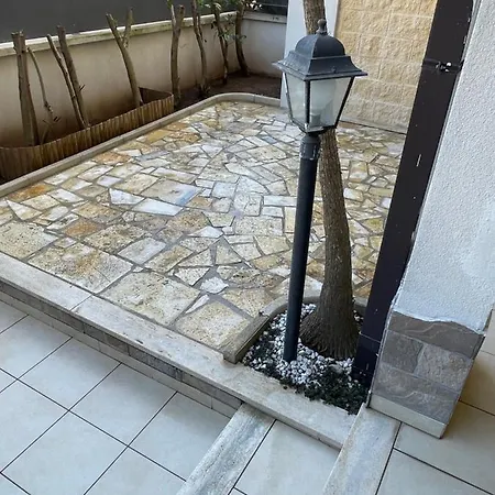 Ancora Del Salento * ليتشي